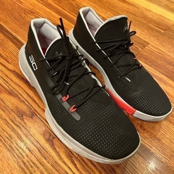 Under Armour Steph Curry 3 Zero III Black Mens Size 14 - Picture 1 of 8